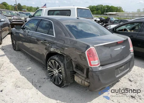 2013 Chrysler 300 S from USA, damaged, VIN 2C3CCABG4DH565622